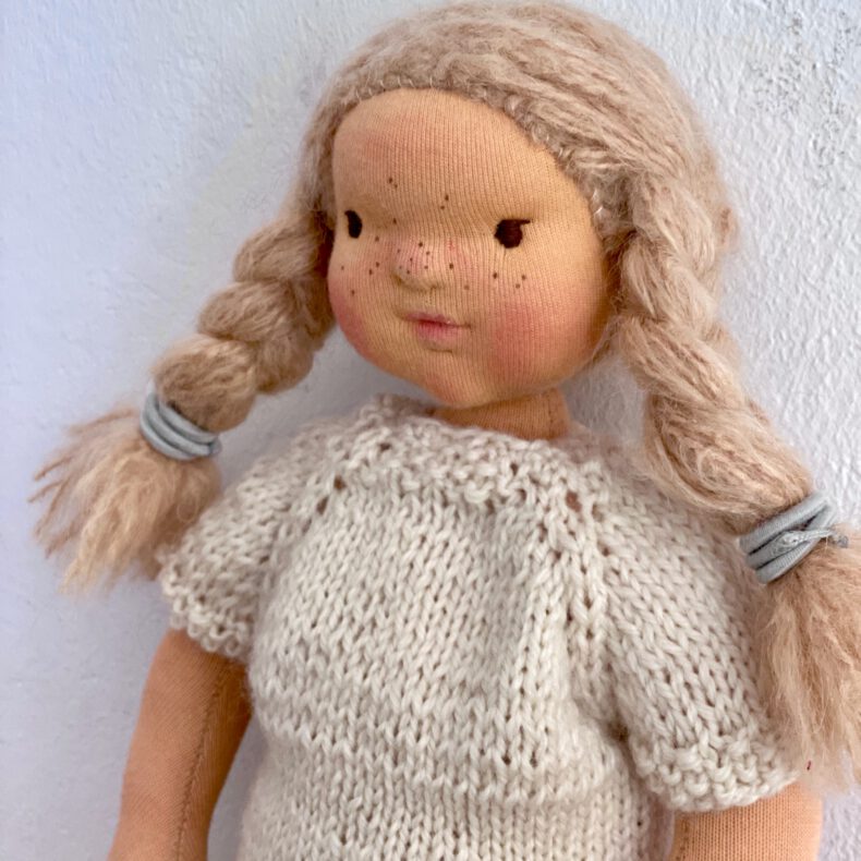 Große Waldorfpuppe Camille (47cm / 513g)